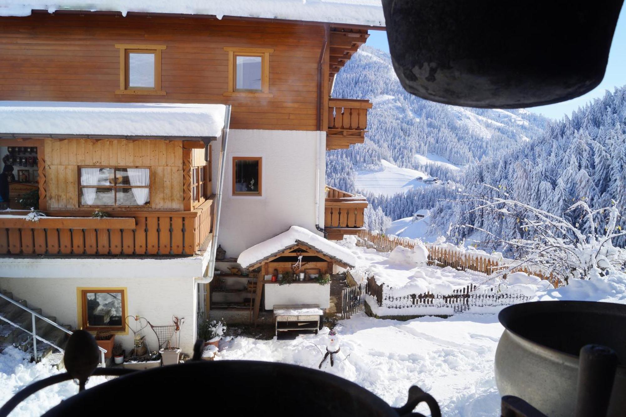 Thalerhof Apartment San Lorenzo di Sebato Bagian luar foto